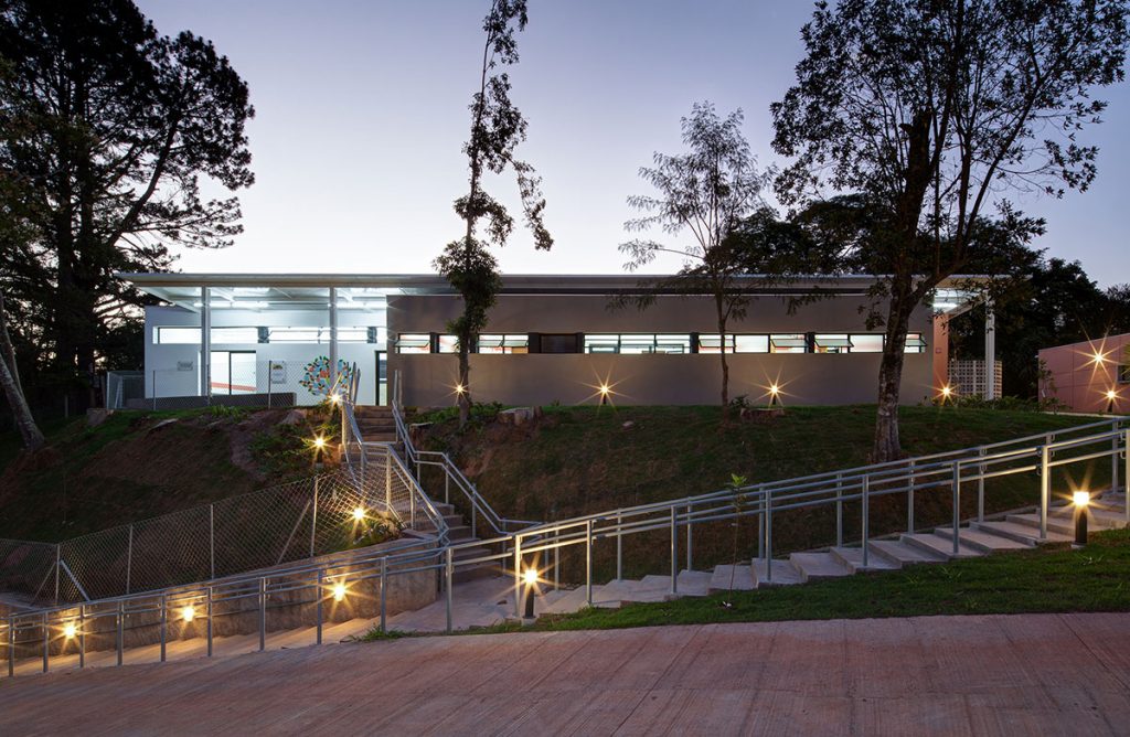 Casa Lar - Centro Educacional | ambiente familiar | ODVO arquitetura e urbanismo | Edifício de apoio e centro sócio educacional